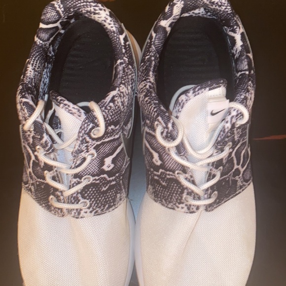 Nike Womens WMNS Roshe One Print - Picture 2 of 2